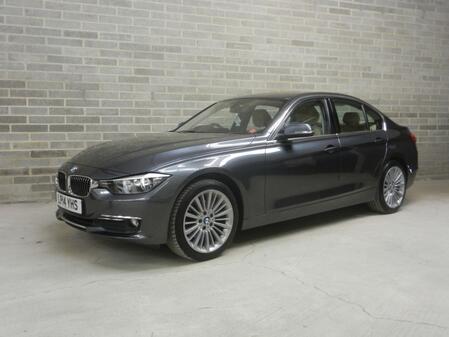 BMW 3 SERIES 2.0 320d Luxury Saloon